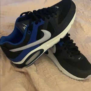 Men’s Nike Air Max sneaker